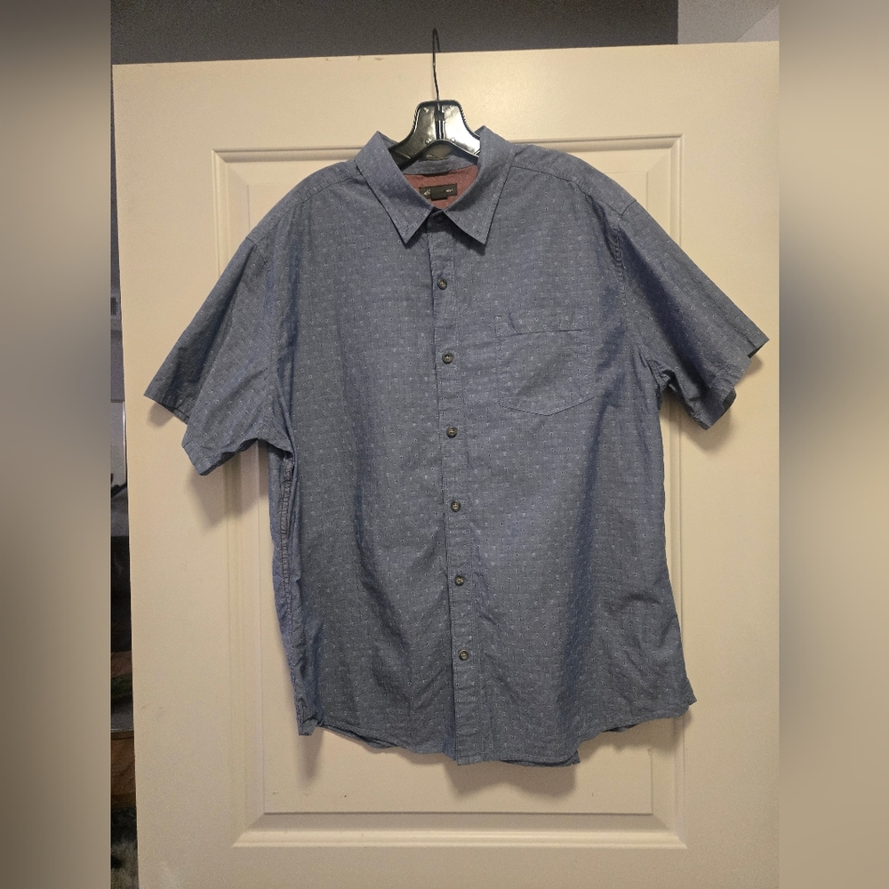 Men's short sleeve shirt